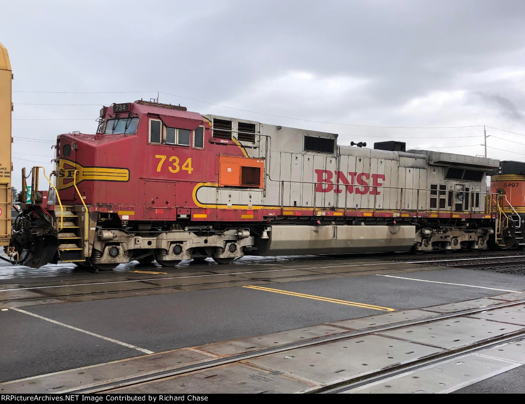 BNSF 734